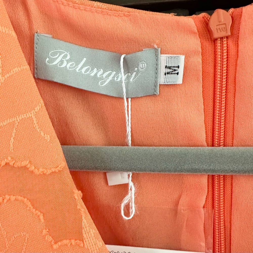 🌴 🆕  BELONGSCI Shift Design Dress V-Neck 3/4 Bell Sleeve. Orange. Size M.  NWT. - Picture 4 of 10